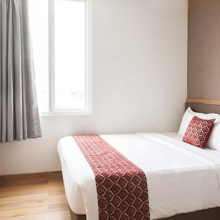 Grand Caman Hotel Бекасі Екстер'єр фото