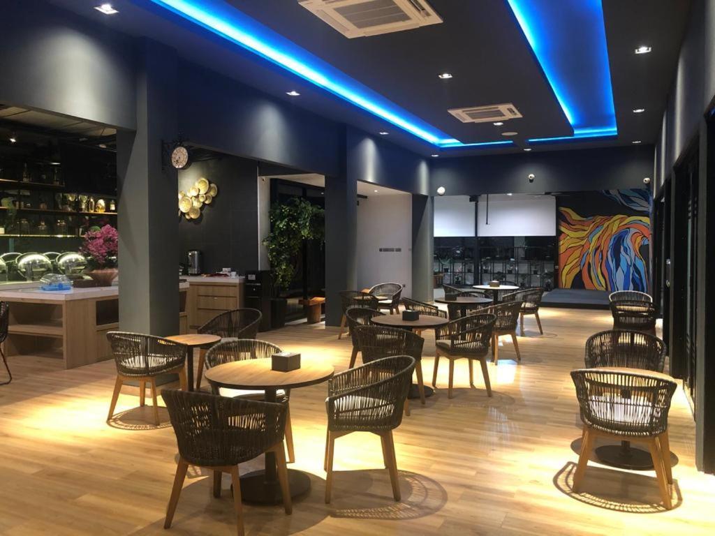 Grand Caman Hotel Бекасі Екстер'єр фото
